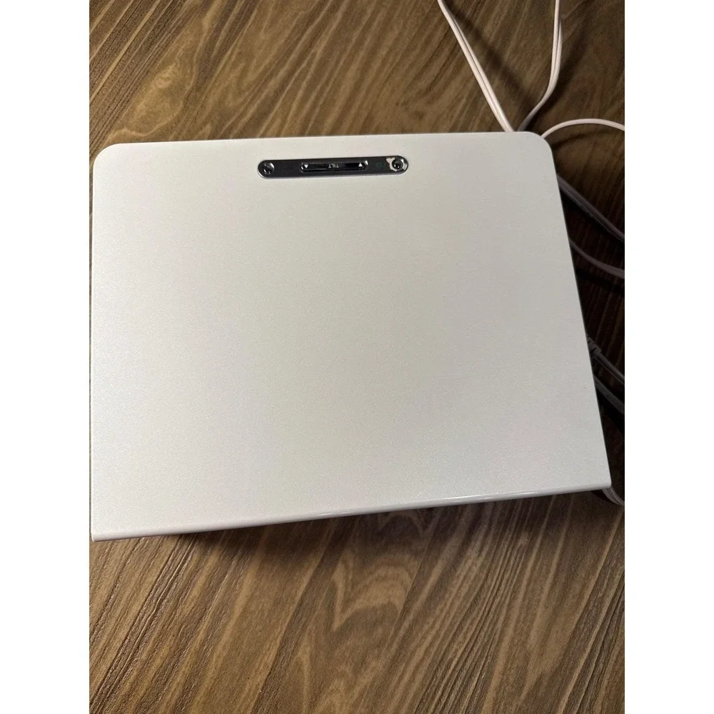 Sony VPL-CS5 LCD Projector Silver White SVGA Portable W/ OEM Remote & Power Cord